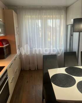 3-к квартира, вторичка, 101м2, 1/5 этаж