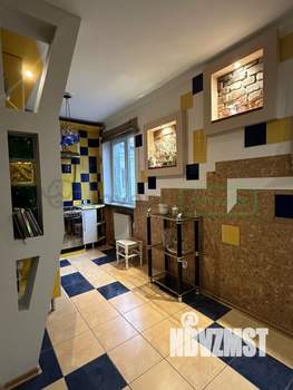 3-к квартира, вторичка, 100м2, 3/3 этаж