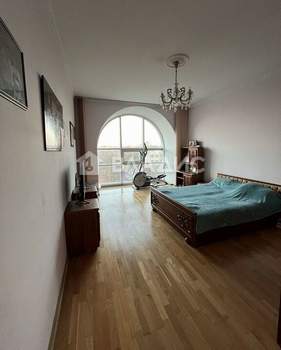 3-к квартира, вторичка, 93м2, 4/5 этаж