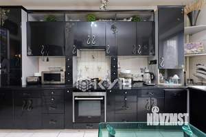 3-к квартира, вторичка, 98м2, 1/6 этаж