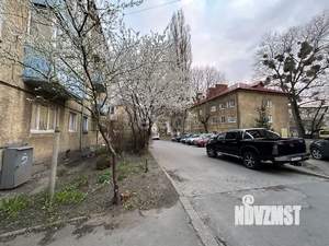 2-к квартира, вторичка, 46м2, 1/3 этаж