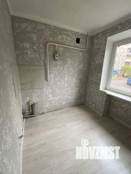 2-к квартира, вторичка, 45м2, 1/4 этаж