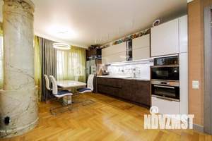 3-к квартира, вторичка, 103м2, 4/16 этаж