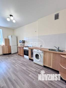 2-к квартира, вторичка, 57м2, 1/9 этаж