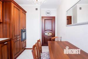 3-к квартира, вторичка, 100м2, 3/5 этаж