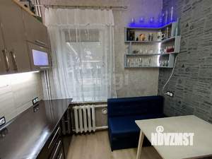 2-к квартира, вторичка, 35м2, 1/4 этаж