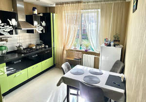 3-к квартира, вторичка, 70м2, 2/10 этаж