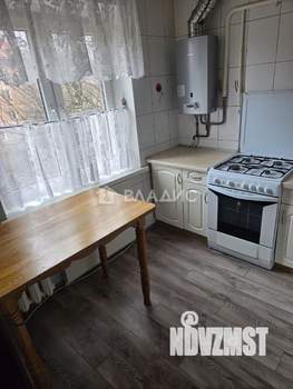 3-к квартира, вторичка, 58м2, 3/5 этаж