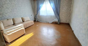 3-к квартира, вторичка, 100м2, 2/3 этаж