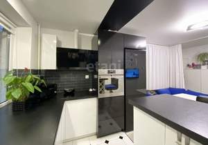 3-к квартира, вторичка, 42м2, 1/5 этаж