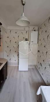 2-к квартира, вторичка, 46м2, 1/4 этаж