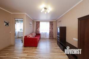 2-к квартира, вторичка, 42м2, 3/4 этаж