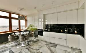 4-к квартира, вторичка, 118м2, 24/24 этаж