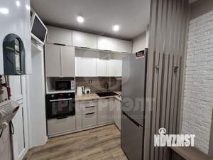 2-к квартира, вторичка, 40м2, 1/4 этаж