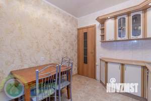 2-к квартира, вторичка, 57м2, 1/10 этаж