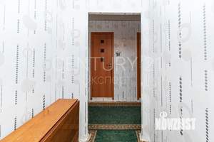 3-к квартира, вторичка, 63м2, 6/9 этаж