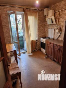 2-к квартира, вторичка, 50м2, 1/5 этаж