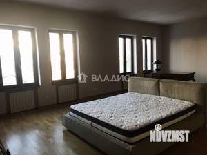 4-к квартира, вторичка, 136м2, 3/3 этаж