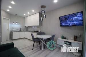 2-к квартира, вторичка, 63м2, 3/10 этаж