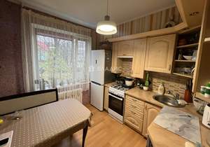 2-к квартира, вторичка, 55м2, 1/5 этаж