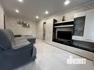 2-к квартира, вторичка, 44м2, 1/4 этаж