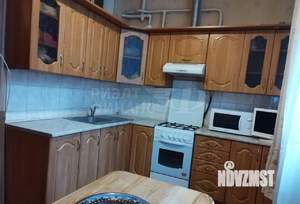 2-к квартира, вторичка, 54м2, 1/3 этаж