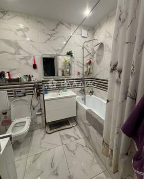 2-к квартира, вторичка, 62м2, 4/5 этаж