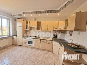 3-к квартира, вторичка, 100м2, 5/6 этаж