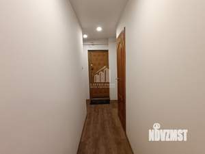 2-к квартира, вторичка, 42м2, 1/5 этаж