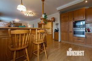 4-к квартира, вторичка, 175м2, 3/5 этаж