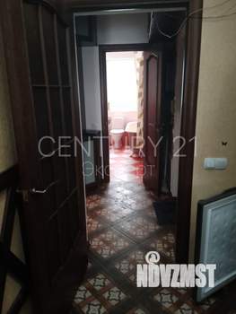 2-к квартира, вторичка, 55м2, 1/4 этаж