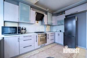 2-к квартира, вторичка, 94м2, 5/5 этаж