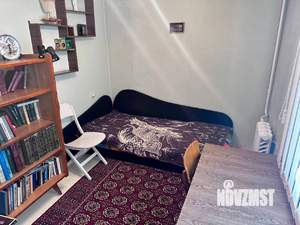 4-к квартира, вторичка, 63м2, 4/5 этаж