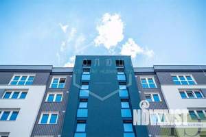 2-к квартира, вторичка, 56м2, 1/9 этаж