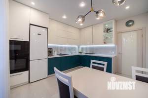 2-к квартира, вторичка, 70м2, 4/13 этаж