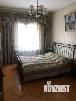 3-к квартира, вторичка, 98м2, 2/5 этаж