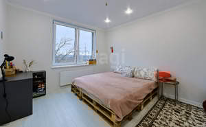 2-к квартира, вторичка, 65м2, 4/10 этаж