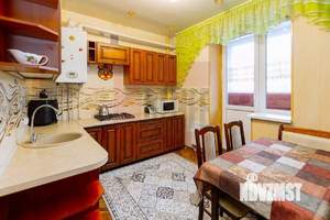 2-к квартира, вторичка, 54м2, 1/7 этаж