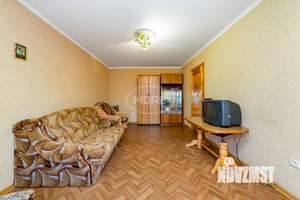 2-к квартира, вторичка, 35м2, 3/5 этаж