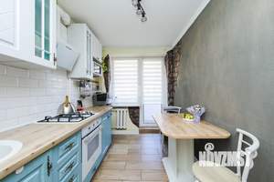 3-к квартира, вторичка, 63м2, 2/4 этаж