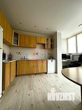 2-к квартира, вторичка, 64м2, 2/9 этаж