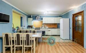 3-к квартира, вторичка, 93м2, 5/5 этаж