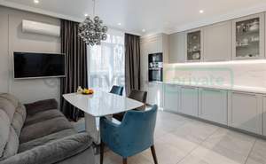 3-к квартира, вторичка, 102м2, 1/10 этаж