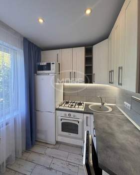 2-к квартира, вторичка, 49м2, 2/2 этаж