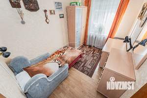 3-к квартира, вторичка, 64м2, 1/9 этаж