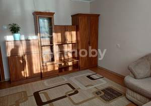 2-к квартира, вторичка, 50м2, 1/10 этаж