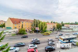 3-к квартира, вторичка, 54м2, 4/5 этаж