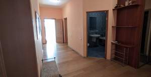 4-к квартира, вторичка, 159м2, 1/6 этаж