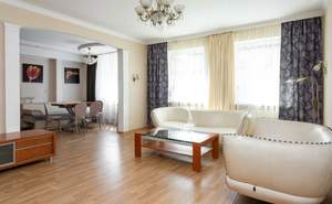 2-к квартира, вторичка, 74м2, 2/4 этаж