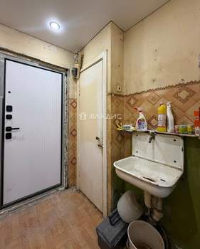 Студия квартира, вторичка, 13м2, 5/5 этаж